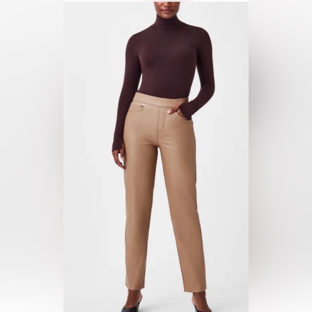 SPANX Straight Leg Pants in Camel